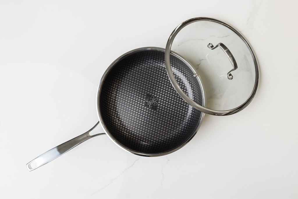 Universal Pan with Lid