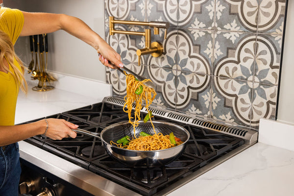 Family Wok with Lid